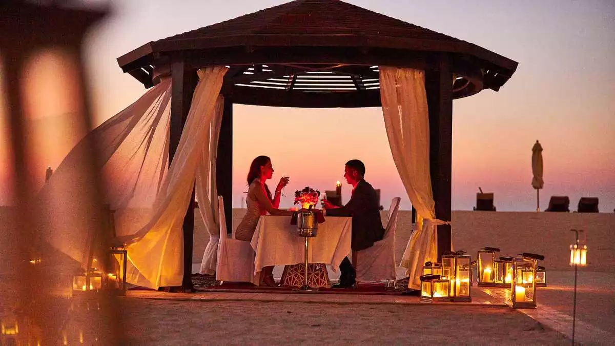 Your Dubai and Abu Dhabi Honeymoon Getaway